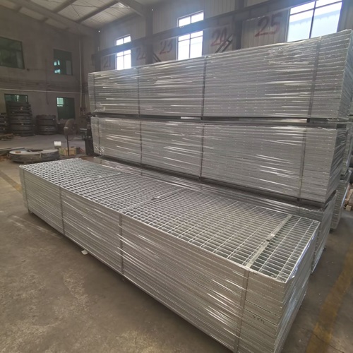 鋼格柵顏色外觀怎么選？實(shí)用與美觀平衡指南