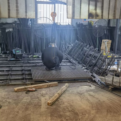 外行看熱鬧，內(nèi)行看門(mén)道！鋼格柵的正確打開(kāi)方式