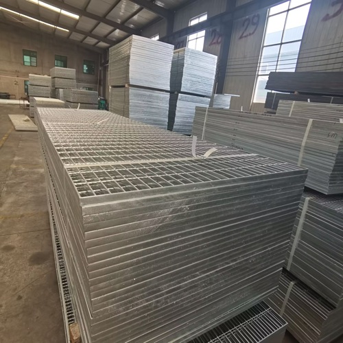 別小看它！鋼格柵在復(fù)雜工程中的關(guān)鍵作用不容忽視