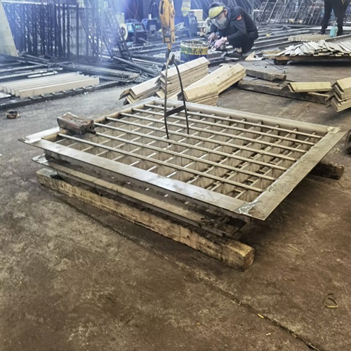 鋼格柵的多樣化應(yīng)用原來它還能出現(xiàn)在這些場(chǎng)合