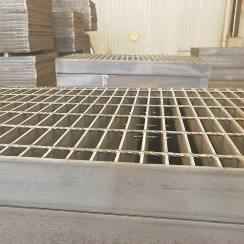 綠色建筑標(biāo)準(zhǔn)下，鋼格板的優(yōu)勢在哪