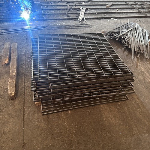 鋼格柵板的型號分類全解析，別再選錯了